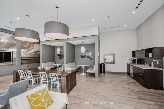 Additional image 35 of 18 Rean Dr Unit 523