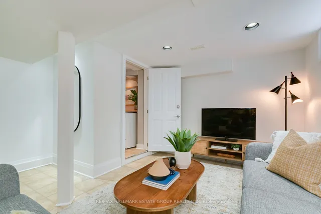 Additional image 30 of 9 Valhalla Blvd