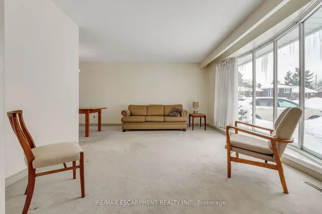 Additional image 9 of 3099 Northview Cres