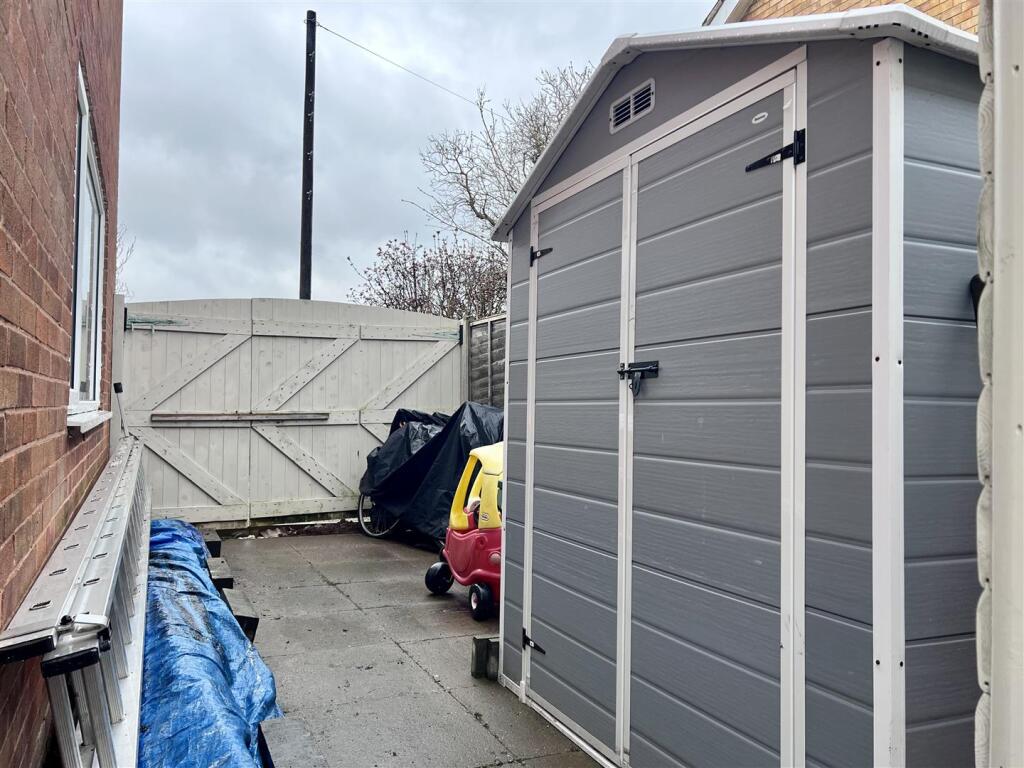 Additional image 26 of Burnell Close, Bidford-On-Avon, Alcester