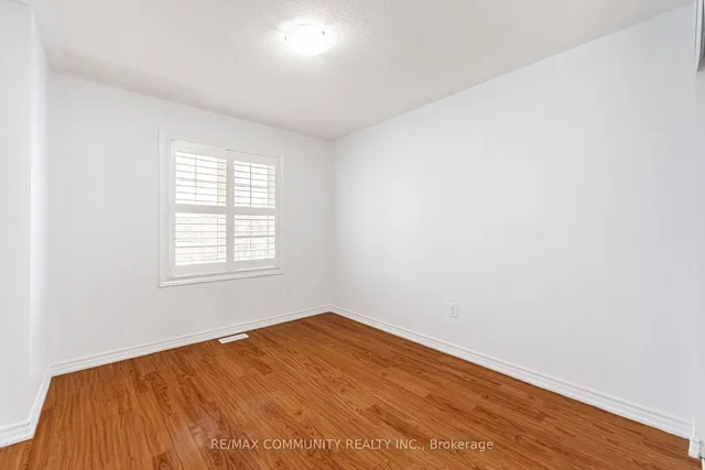 Additional image 27 of 5 Brilliant Crt