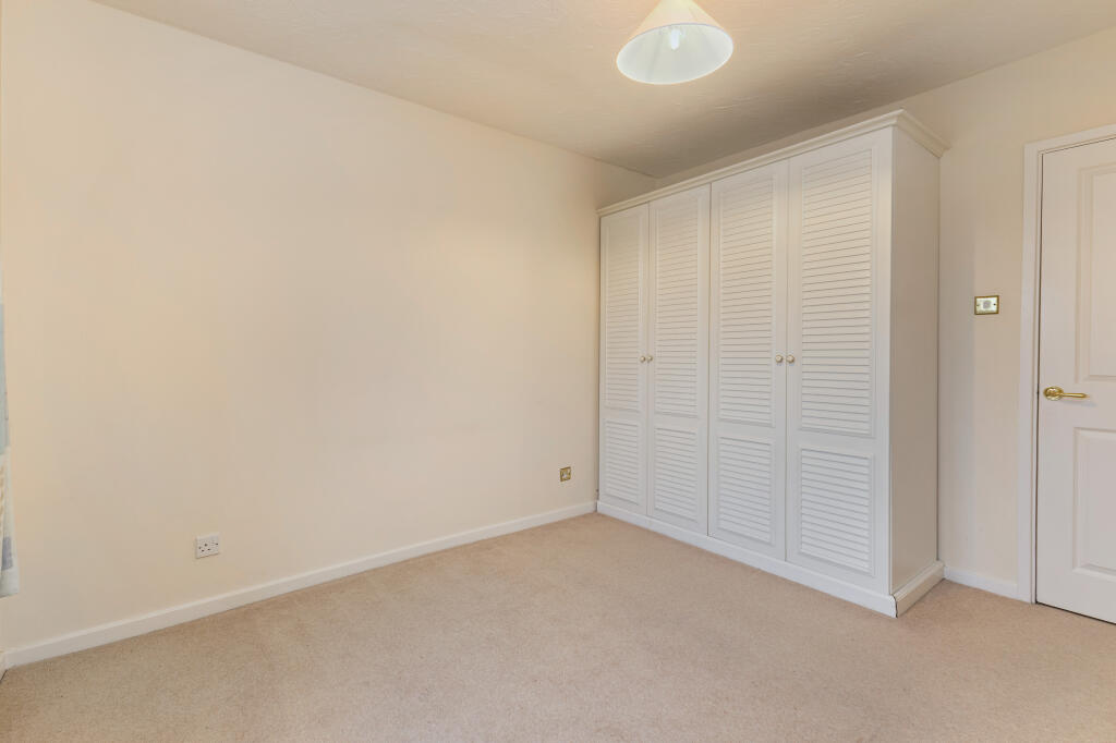 Additional image 14 of Robin Court, Harpenden, AL5