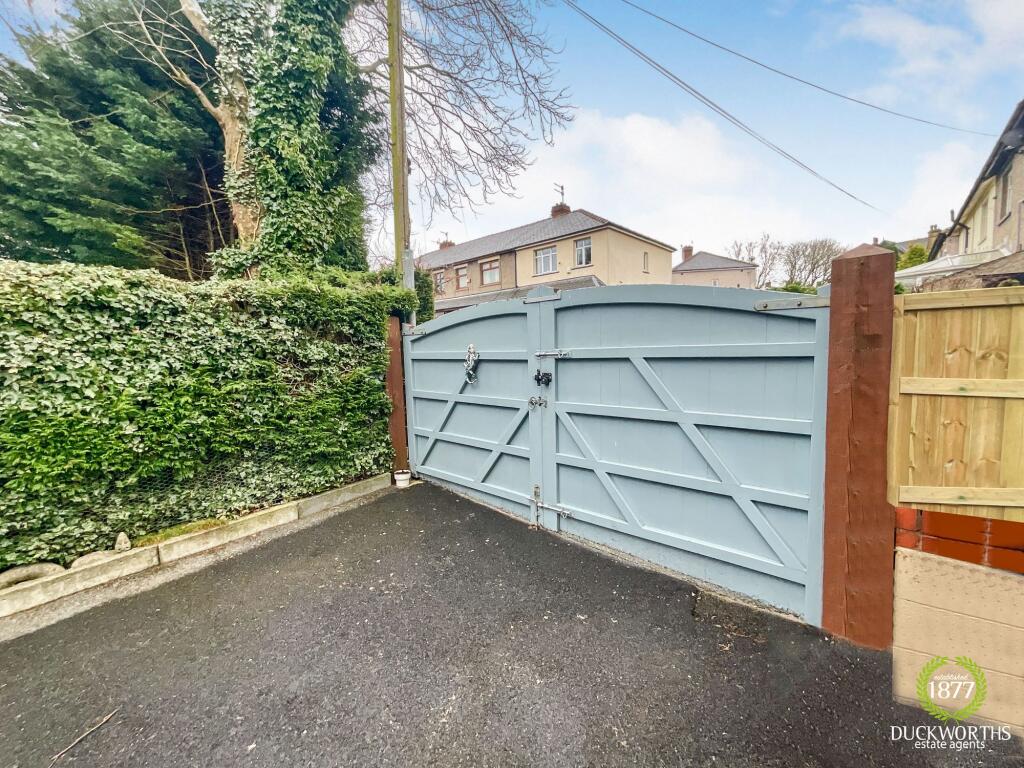 Additional image 30 of Todmorden Road, Burnley, BB11