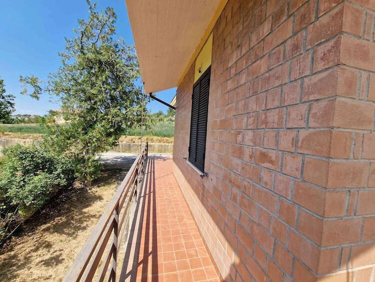 Additional image 2 of Abruzzo, Teramo, Castelli, Italy