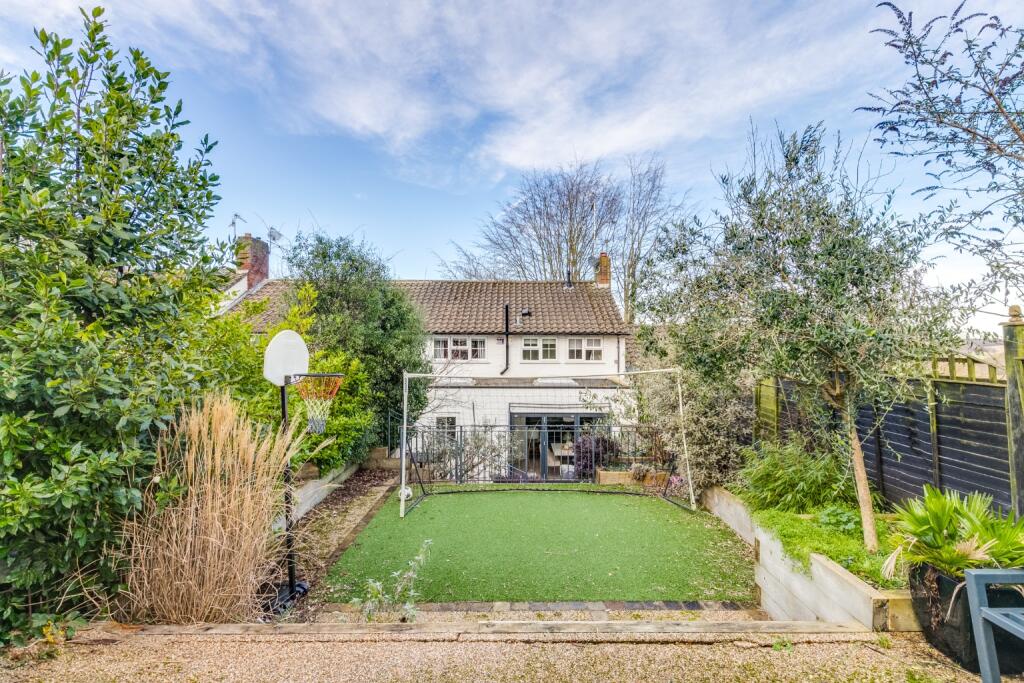 Additional image 21 of Holly Walk, Welwyn Garden City, Hertfordshire, AL8