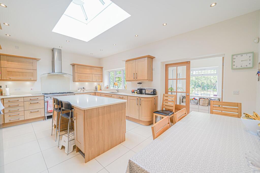 Additional image 8 of Alderbrook Road, Solihull, B91