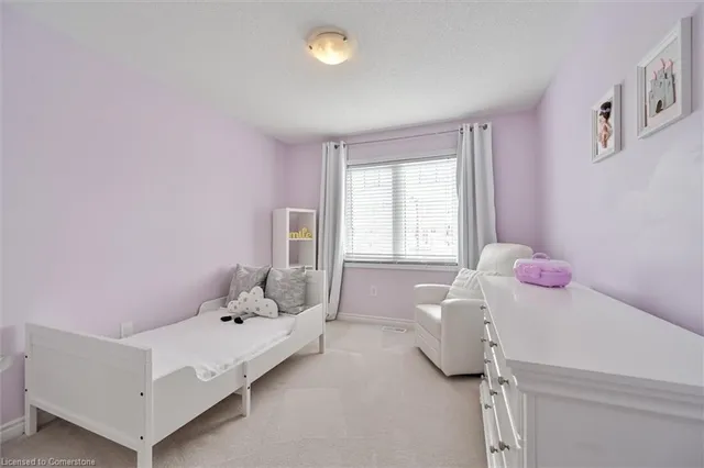 Additional image 24 of 1176 Duignan Crescent