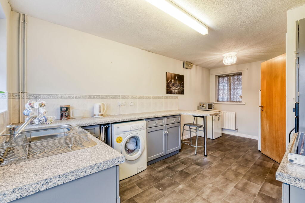 Additional image 3 of Burnthurst Crescent, Shirley, Solihull, B90 4UJ