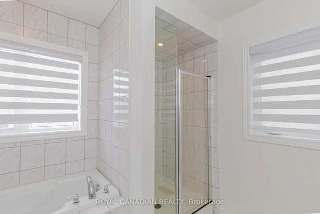 Additional image 34 of 1544 Chretien St