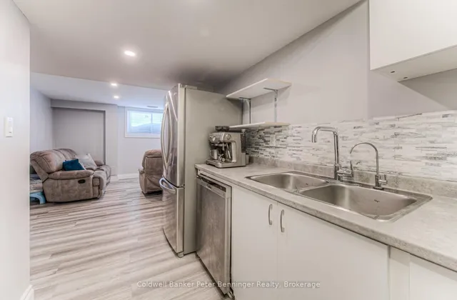 Additional image 30 of 955 Bianca Crt