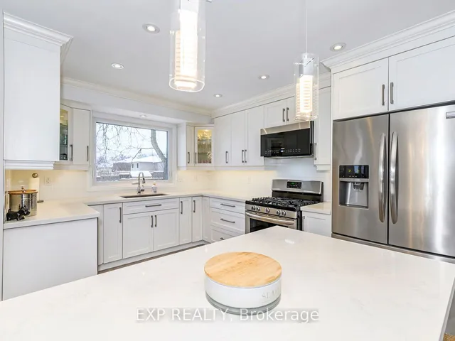 Additional image 9 of 3496 Caplan Cres