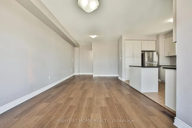 Additional image 16 of 590 North Service Rd Unit 102