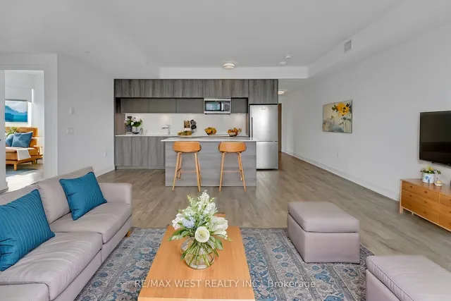 Additional image 36 of 575 Bloor St Unit 2102