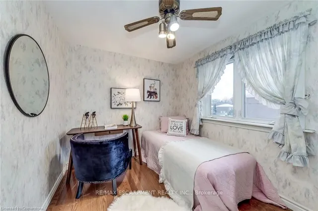 Additional image 35 of 2377 Barclay Rd