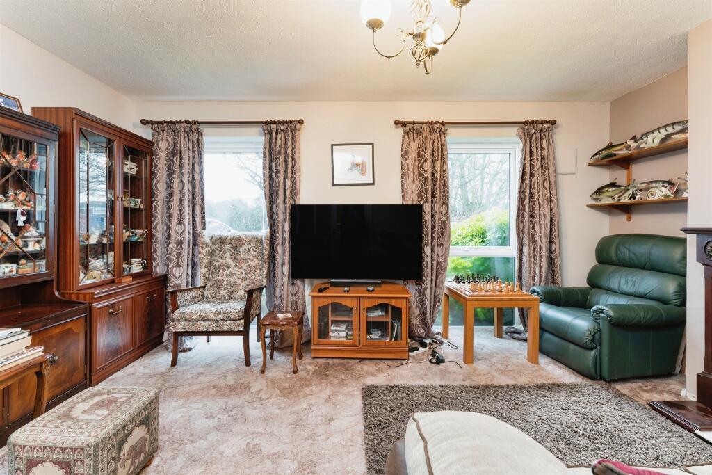 Additional image 6 of Farmstead Close, Histon, Cambridge