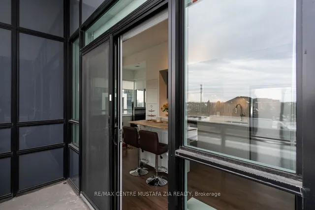 Additional image 29 of 395 Dundas St Unit 217