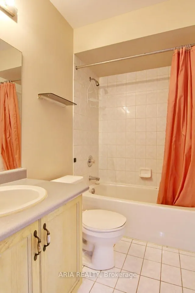 Additional image 15 of 192 pressed brick Dr