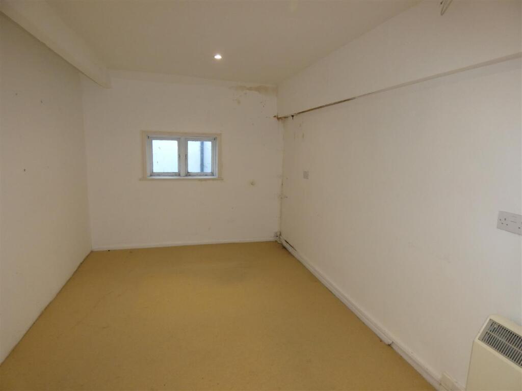 Additional image 11 of Tarrant Square, Arundel