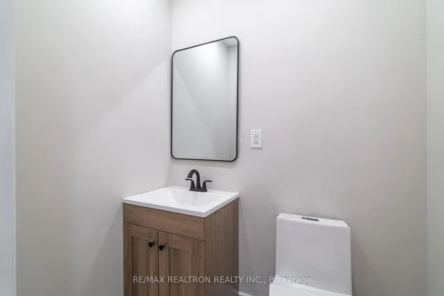 Additional image 13 of 1181 DOVERCOURT Rd