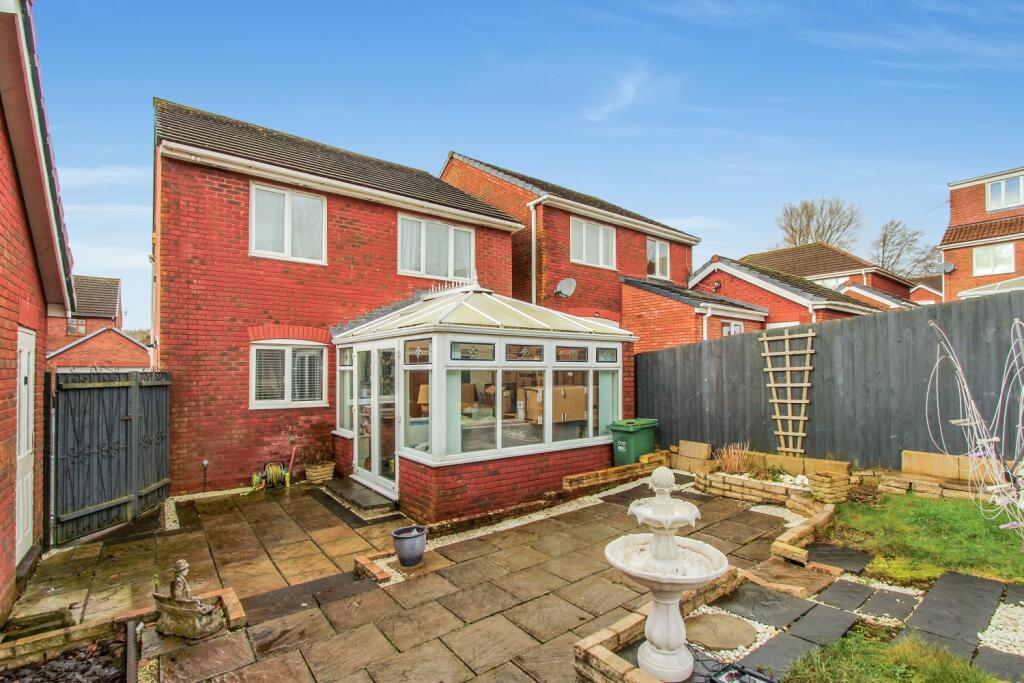 Additional image 18 of 57 College Green, Yeovil