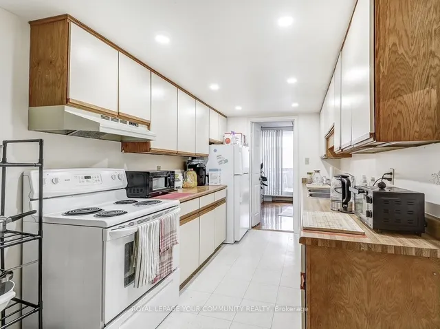 Additional image 12 of 95 La Rose Ave Unit 1004