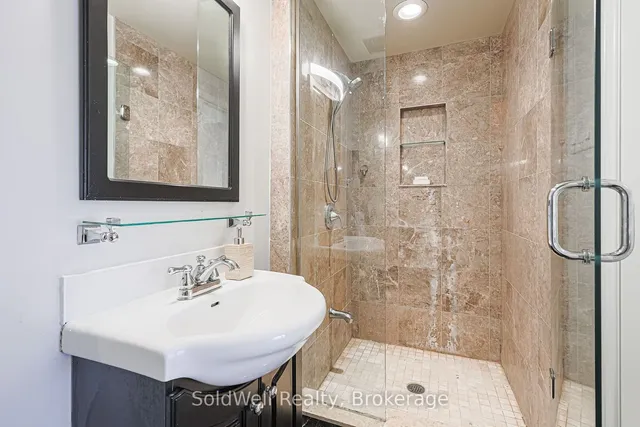 Additional image 33 of 62 Flaming Roseway