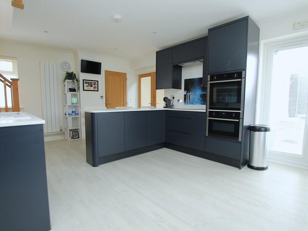 Additional image 17 of Pergin Crescent, Poole, BH17