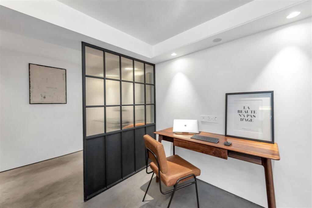 Additional image 9 of Marquis Lane, Harpenden