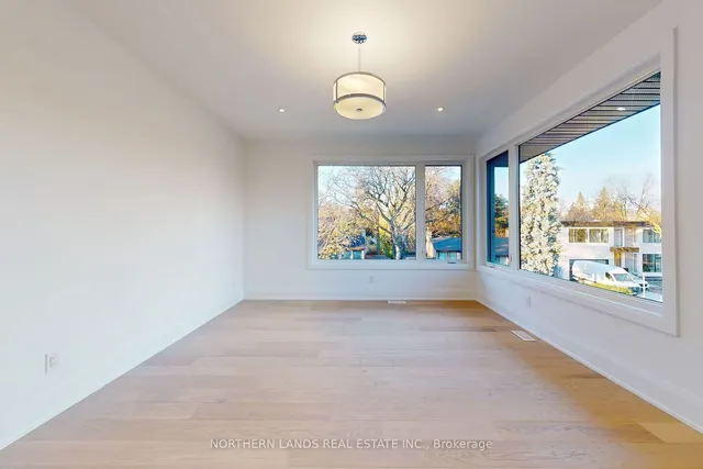 Additional image 30 of 26 LEGATO Crt