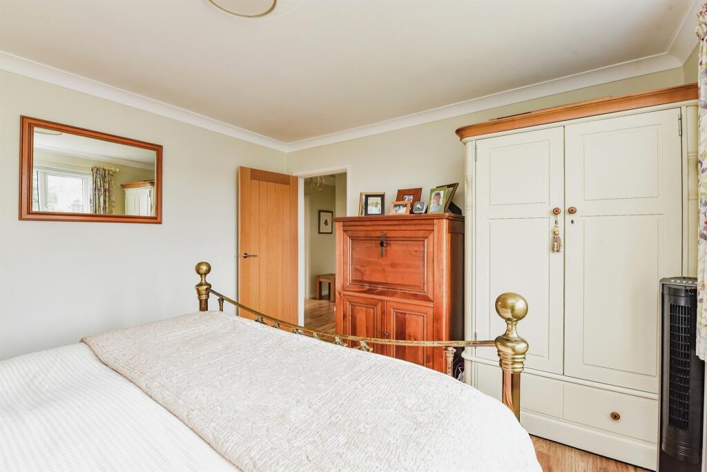 Additional image 16 of King Lane, Warminster