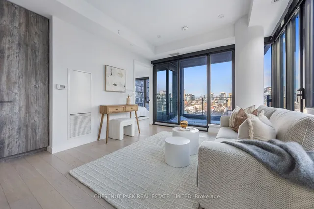 Additional image 12 of 505 Richmond St Unit 821