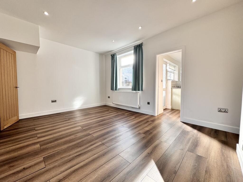 Additional image 7 of Elm Street, Abercwmboi, Aberdare