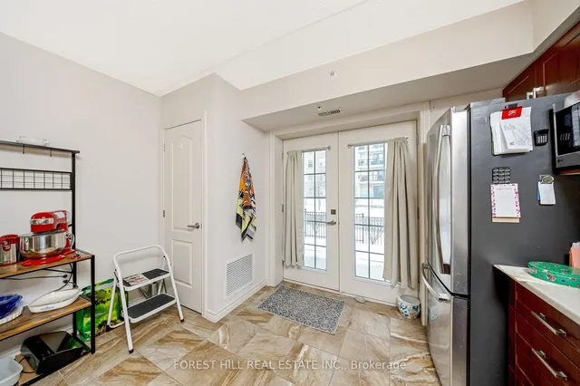 Additional image 10 of 1440 Main St Unit 109