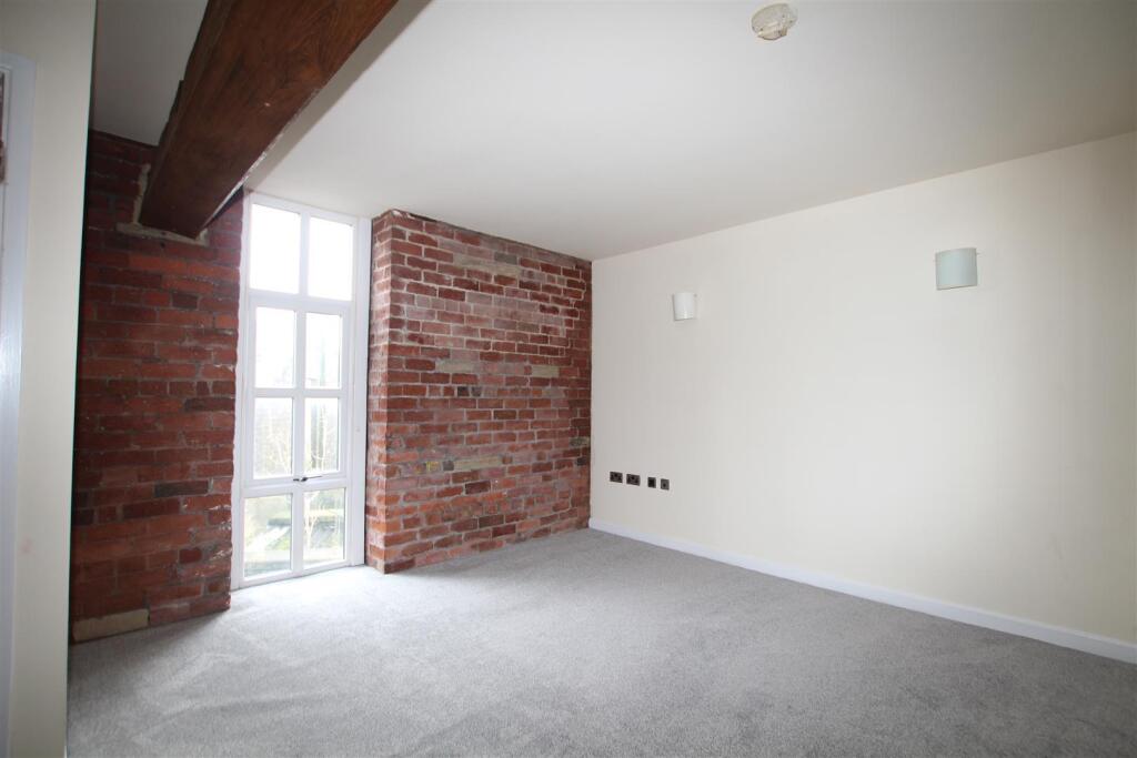 Additional image 4 of Albert Road, Queensbury, Bradford