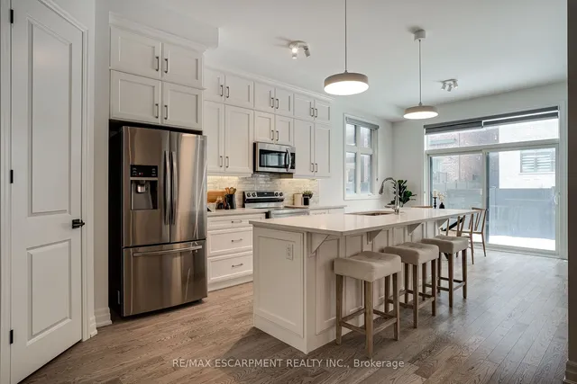 Additional image 34 of 1466 EVEREST Cres