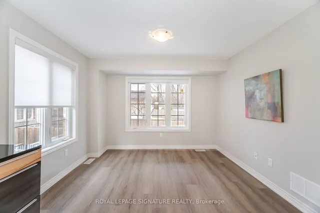 Additional image 20 of 2220 Queensway Dr Unit 15