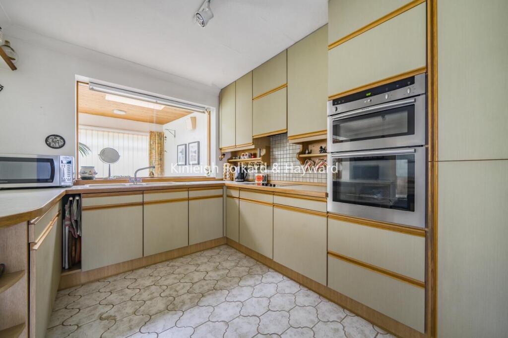 Additional image 8 of Mays Hill Road, Bromley