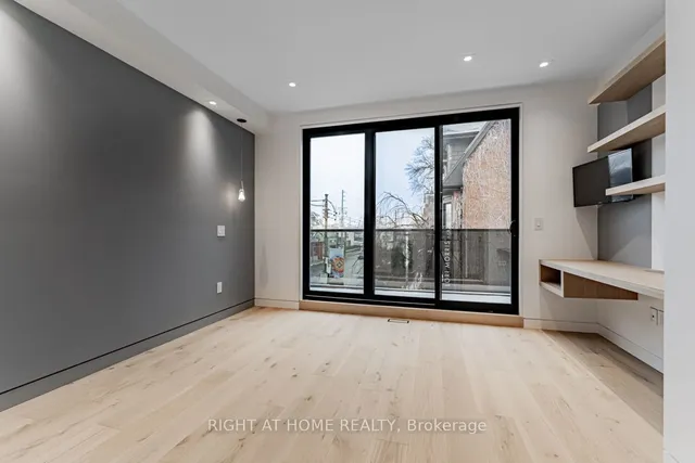 Additional image 24 of 677 Huron St