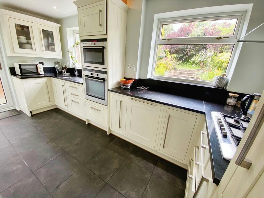 Additional image 6 of Mills Avenue, New Halll