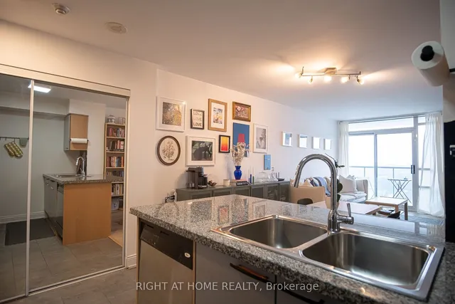 Additional image 10 of 16 Harrison Garden Blvd Unit 2402