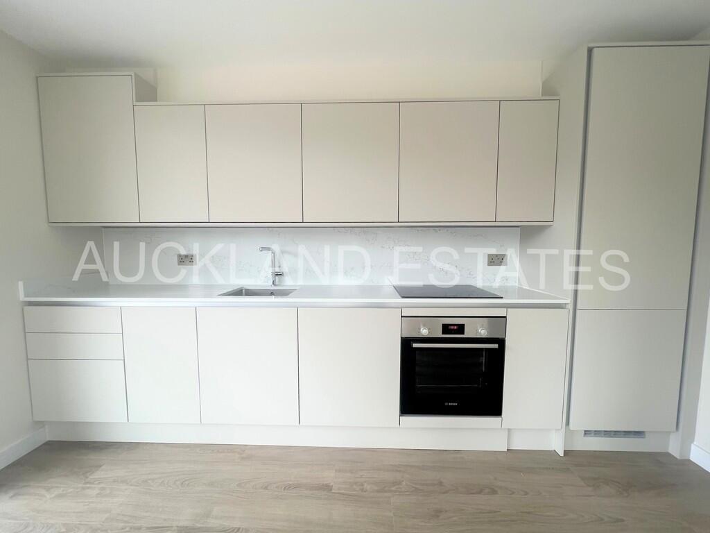 Additional image 4 of Westland Lodge, Brookmans Park