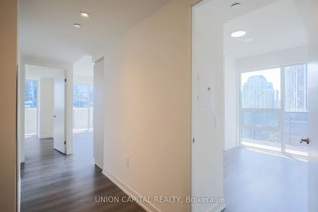 Additional image 11 of 138 Downes St Unit 1511