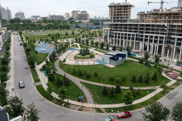 Additional image 6 of 121 MCMAHON Dr Unit 2802