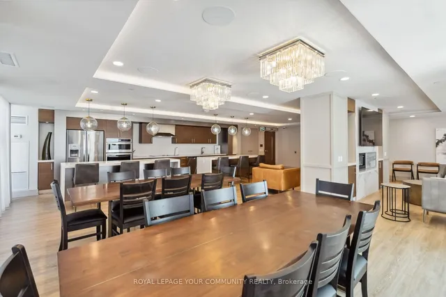 Additional image 35 of 1050 Main St Unit 324