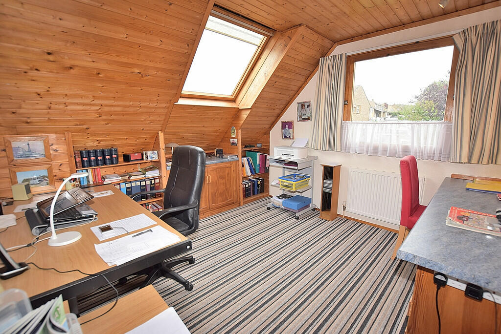 Additional image 14 of Whitefields Drive, Richmond