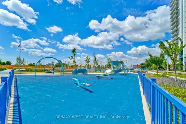 Additional image 37 of 17 Zorra St Unit 905