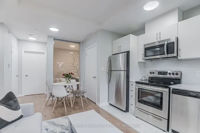 Additional image 14 of 402 The East Mall Unit 213