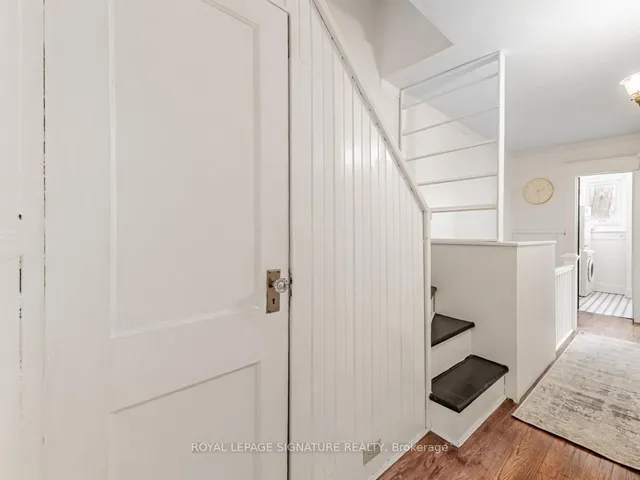 Additional image 23 of 41 Thyra Ave