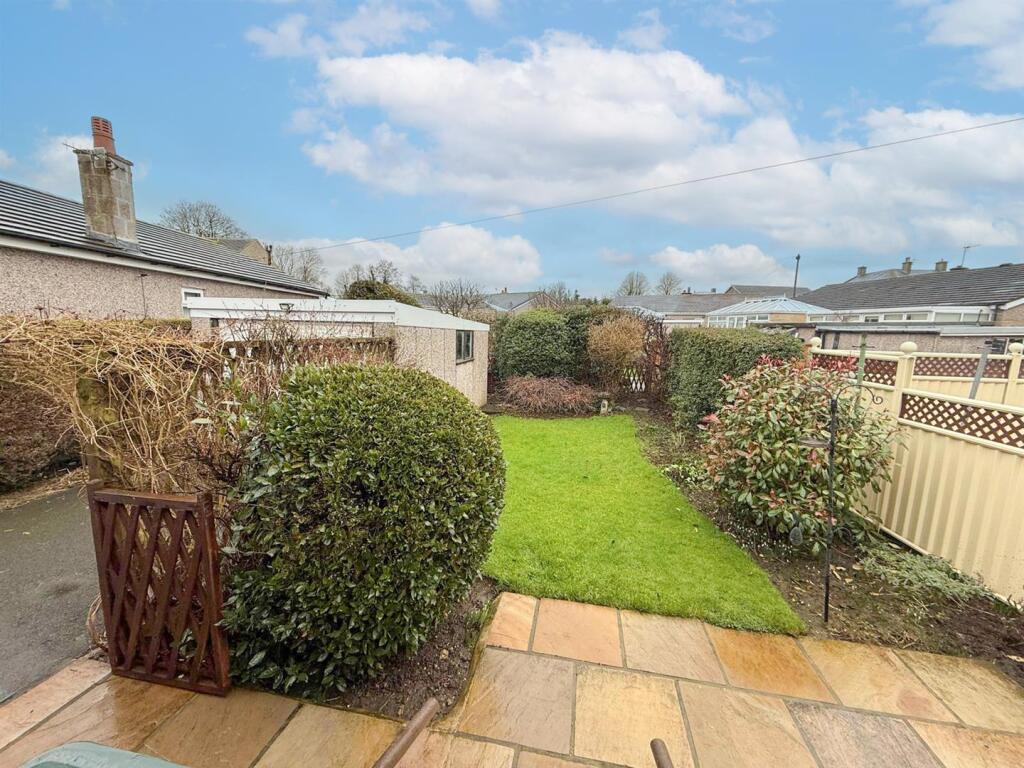 Additional image 13 of Aire Crescent, Cross Hills