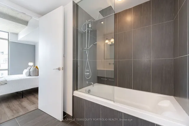 Additional image 26 of 55 Stewart St Unit 823